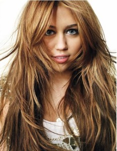 Miley-Cyrus-2012-par-lung-in-scari